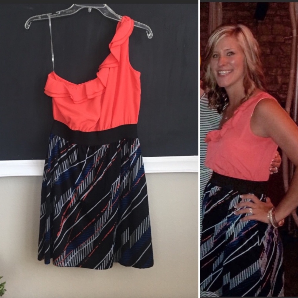 🛑 SOLD One Shouldered Dress